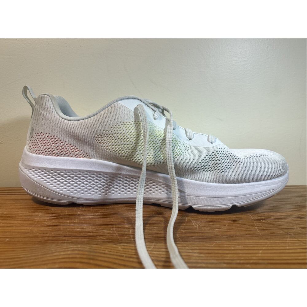 Skechers Women's Go Run Elevate-Levana Sneaker Size 10 - Picture 7 of 9